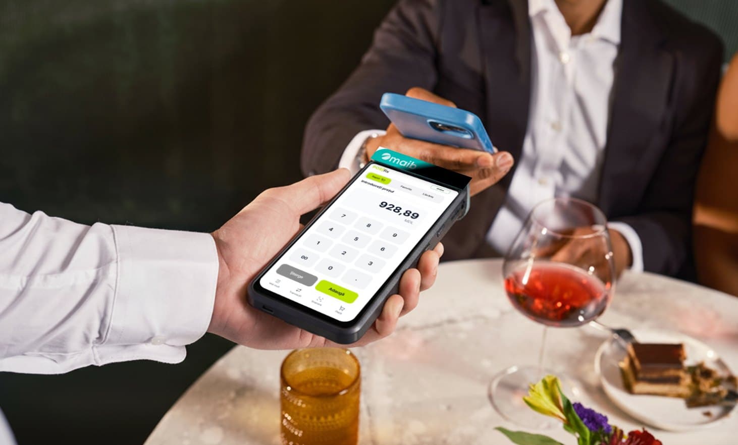 Contactless payment on a POSfix terminal with MAIB in a restaurant